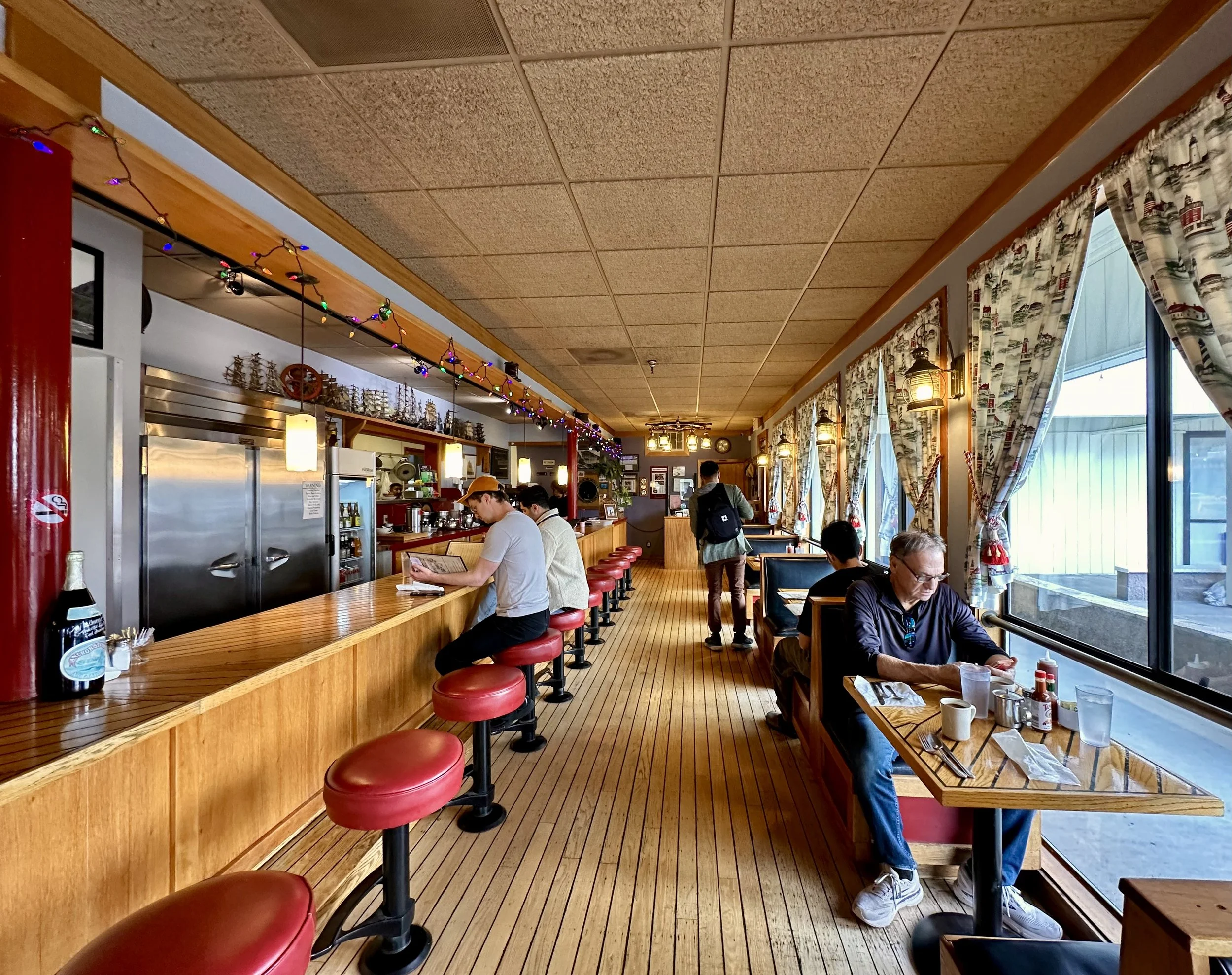   Old-school Anchorage Five is family run and never crowded  