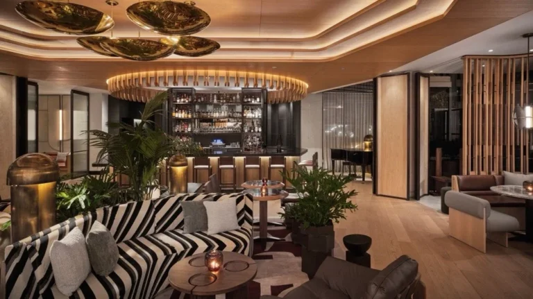 The Jay Hotel San Francisco's 3rd floor bar