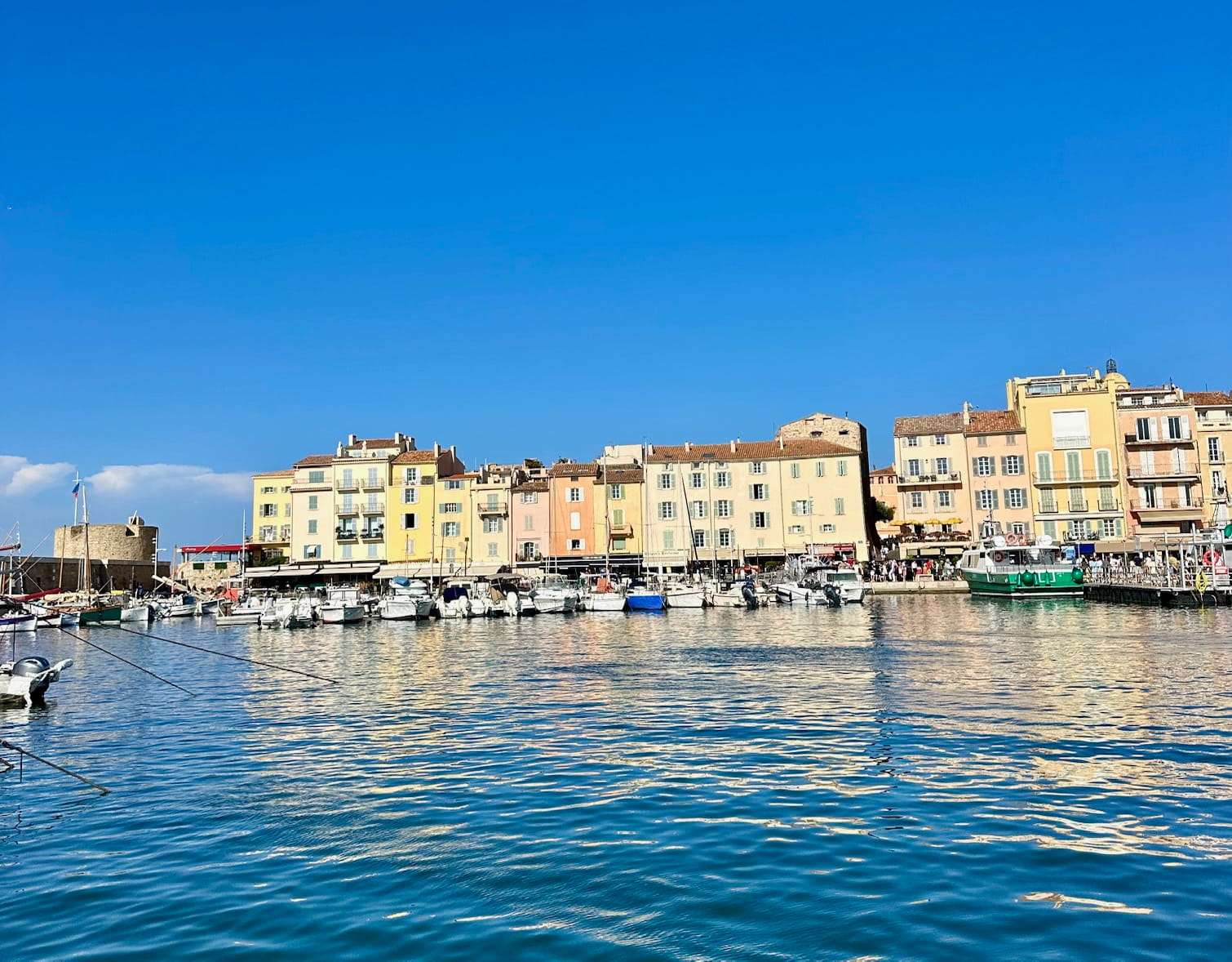 Arriving on the bateaux verts into the port of saint-tropez