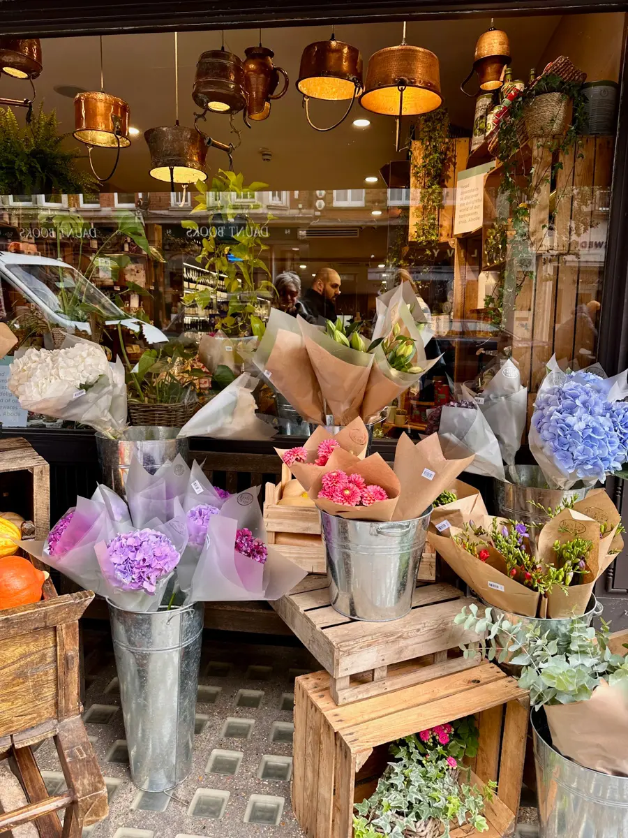 a shop in marylebone london selling flowers