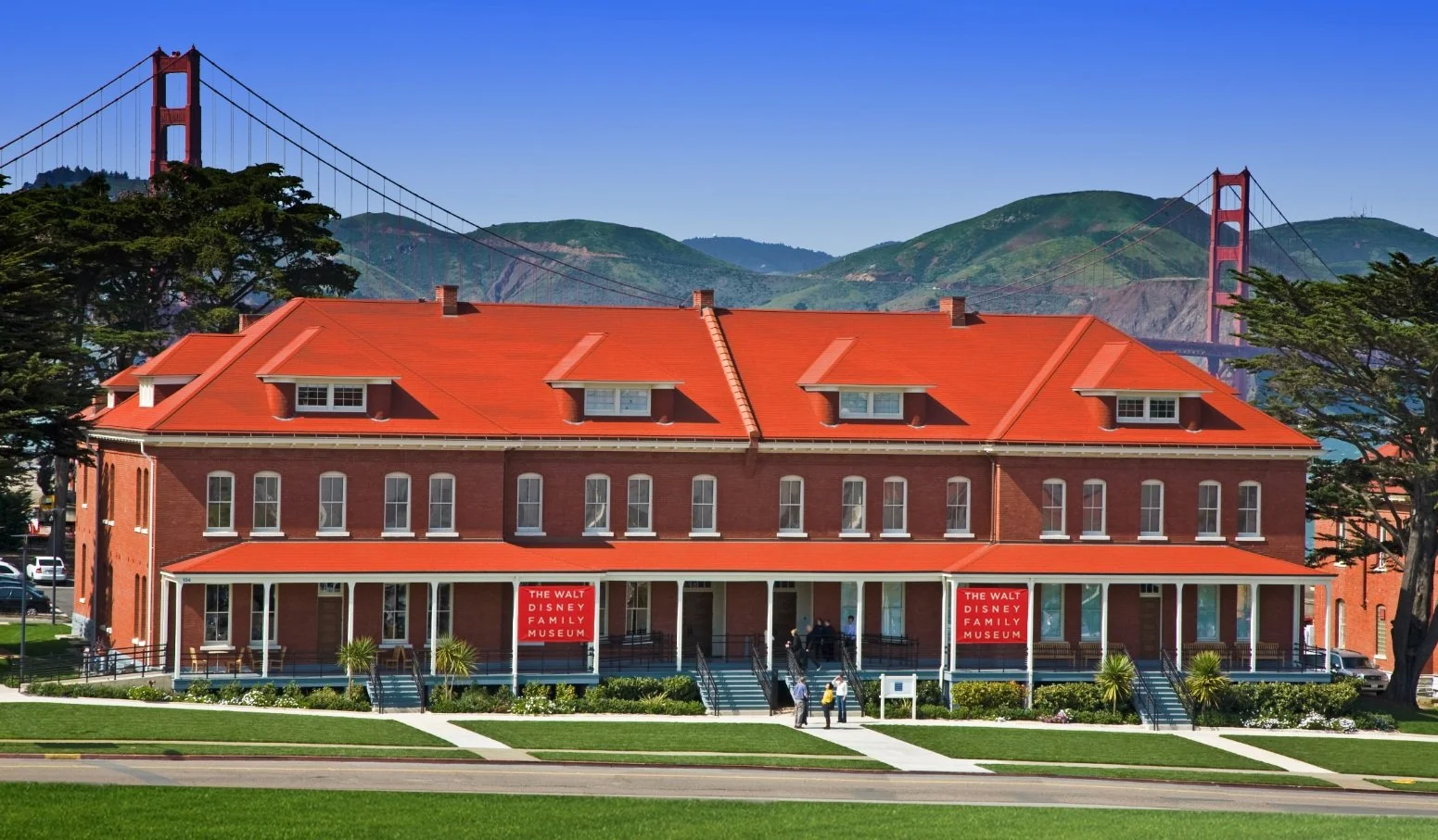   The Presidio is home to the Walt Disney Family museum and many other indoor and outdoor attractions.   Photo by @SFTravelAssociation 