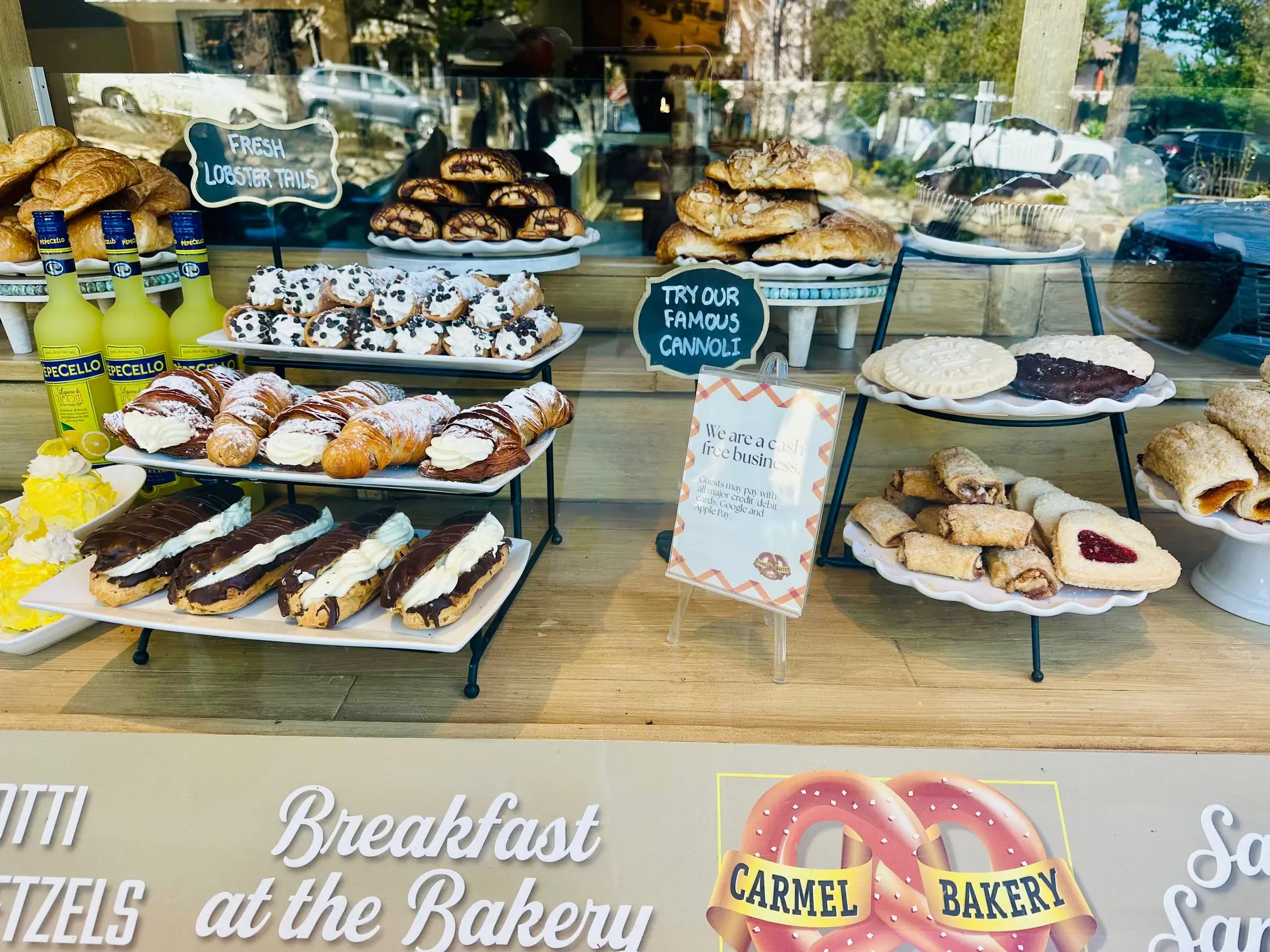 carmel-by-the-sea bakery window