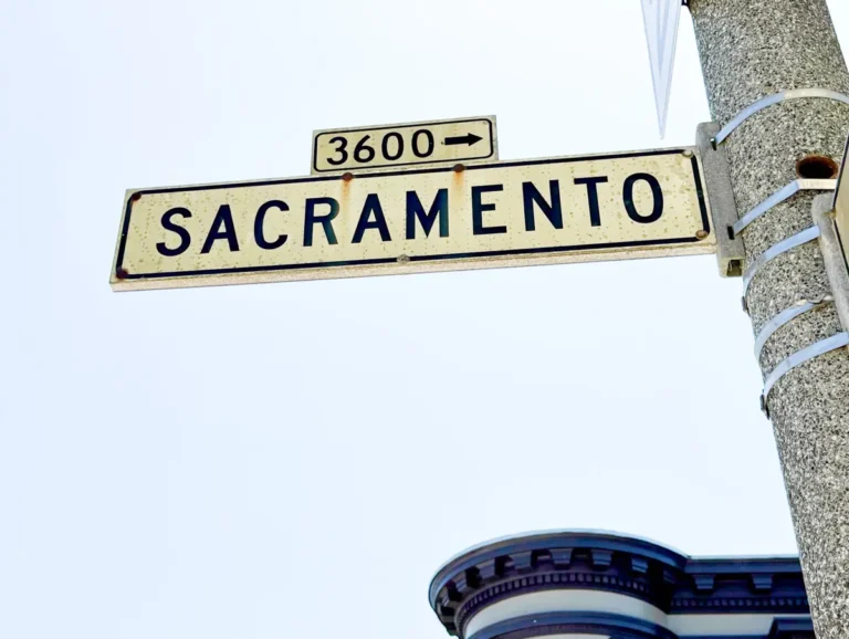 sacramento street sign
