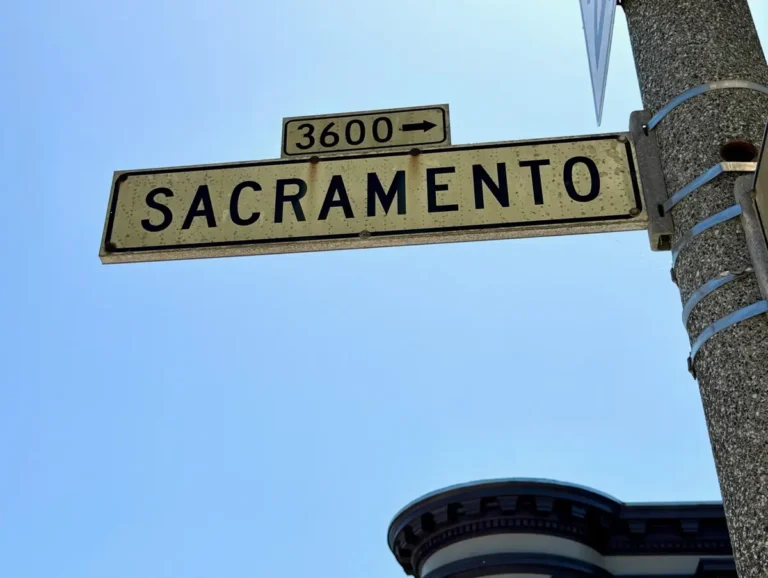 sacramento street sign