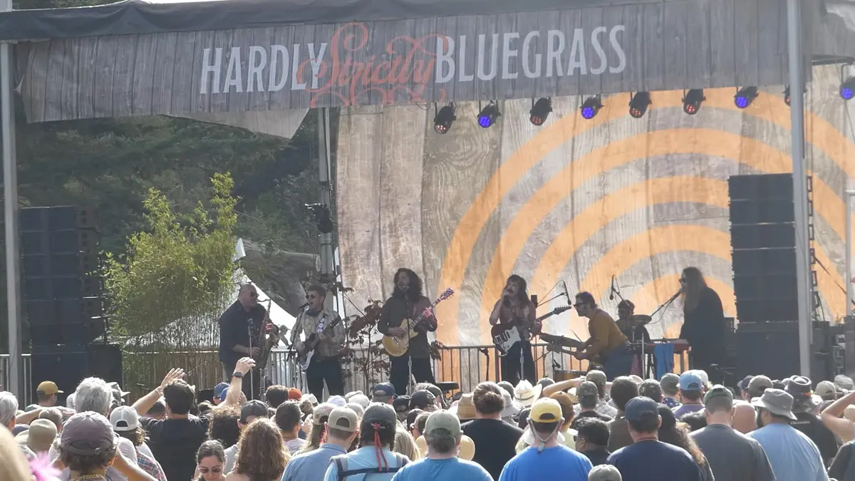 Hardly Strictly Bluegrass free outdoor music fesetical in Golden Gate Park