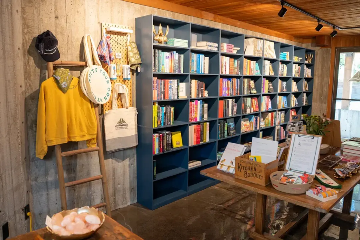 tahoe city bookstore interior