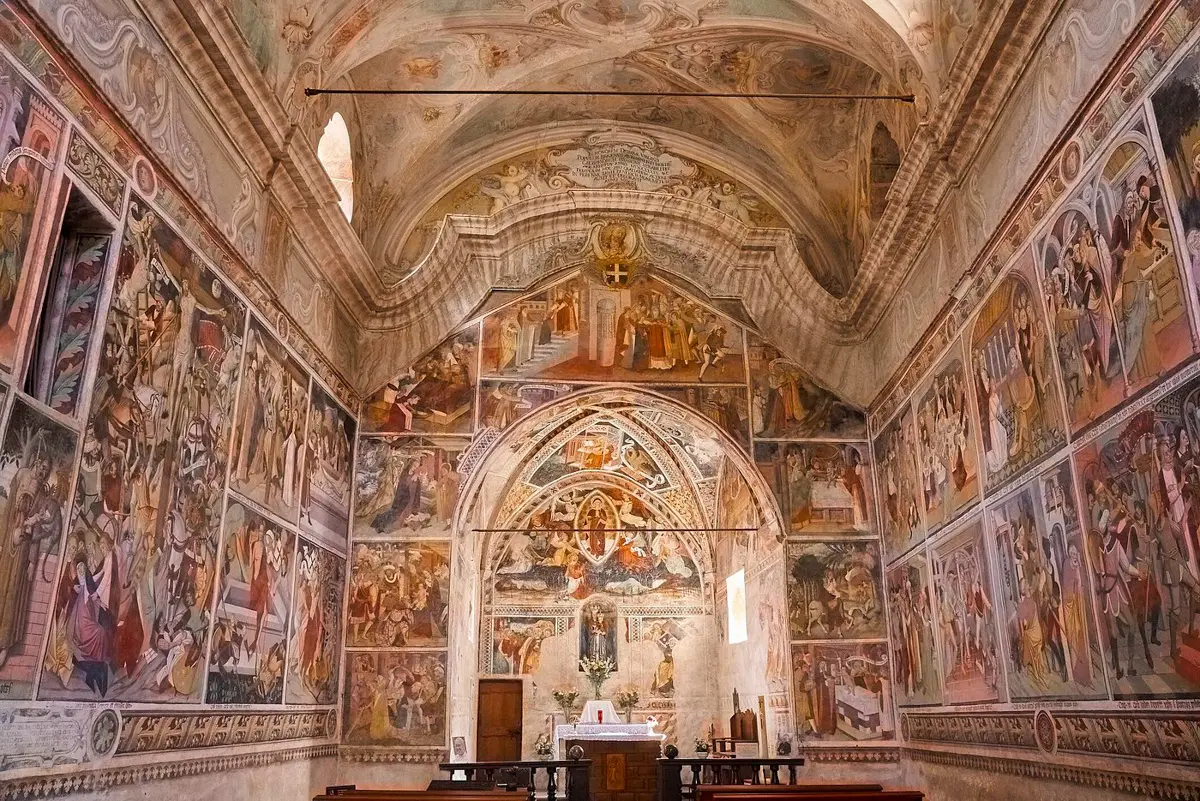 frescoes inside notre dame des fonaines in la brigue