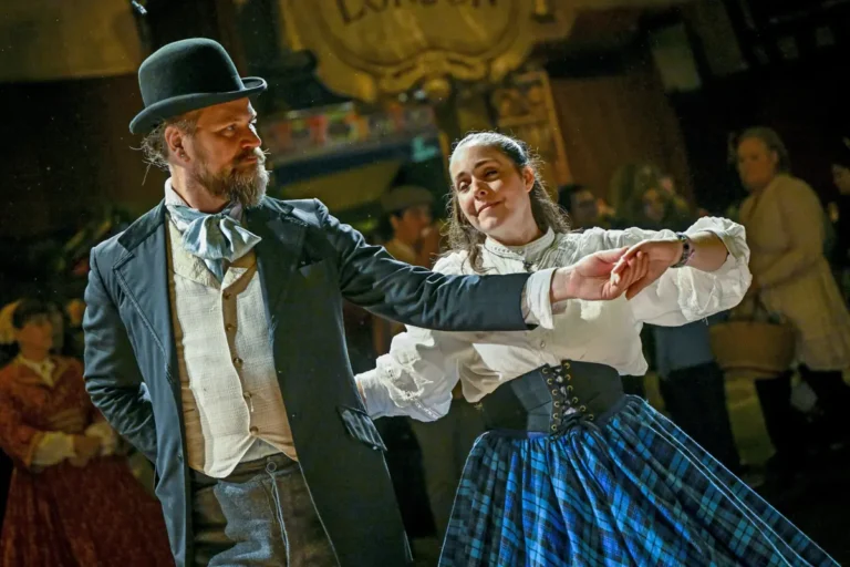 two dancers at the great dickens christmas fair san francisco