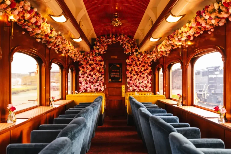 Napa Valley Wine Train car decorated in floweres
